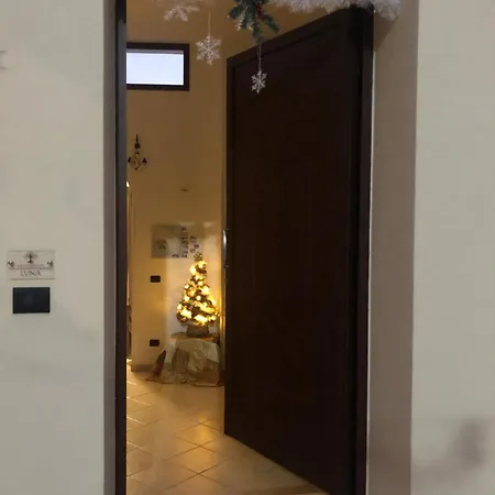 Zoe - Luna Apartment *
